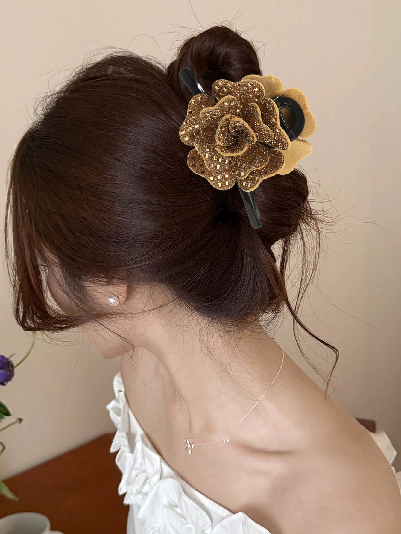1pc Elegant Rhinestone Flower  – Women'S Essential Accessories Bewertung und Preis