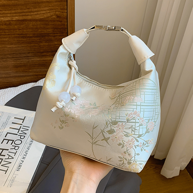 Chinese Ancient Style Wrist Ba – Women'S Accessories Handbags Bewertung und Preis